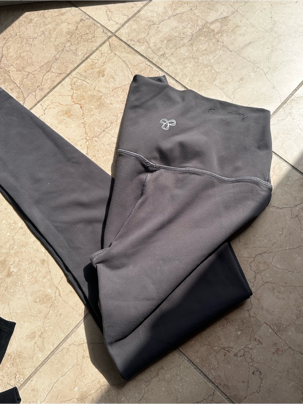 Aritzia grey High-Rise Performance Leggings